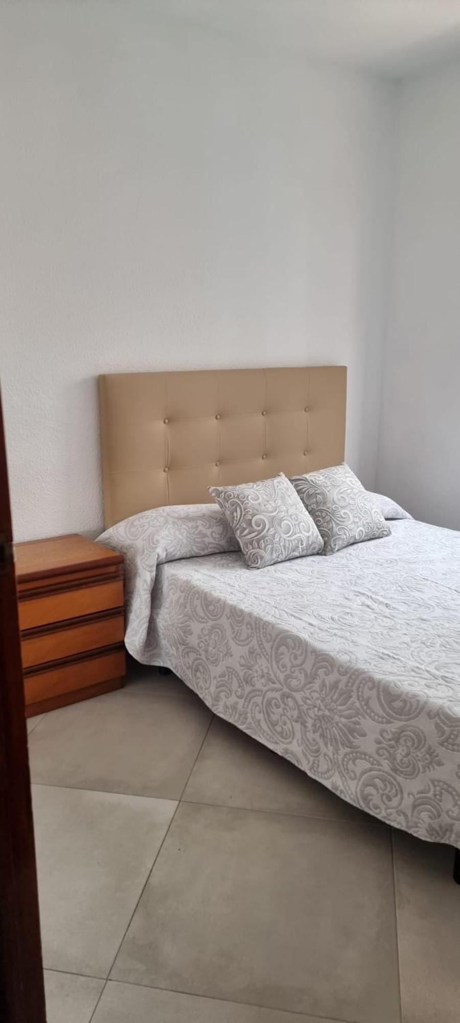 2 A 100 M De La Playa De Poniente Séjour chez l'habitant